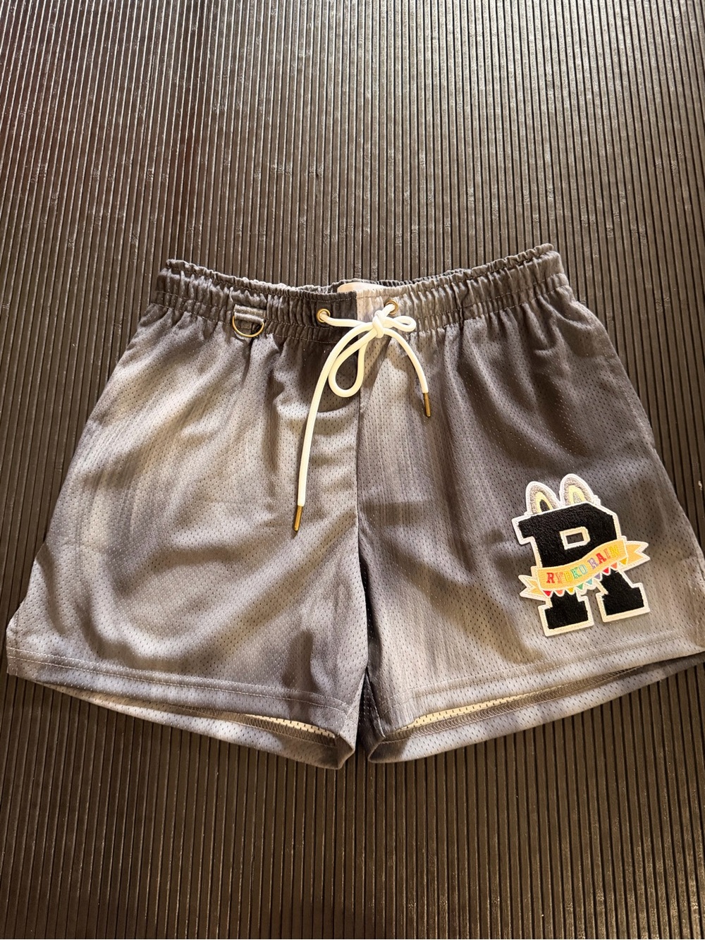 Men's Gray Athletic Shorts with Drawstring and Patch Accent Labubu